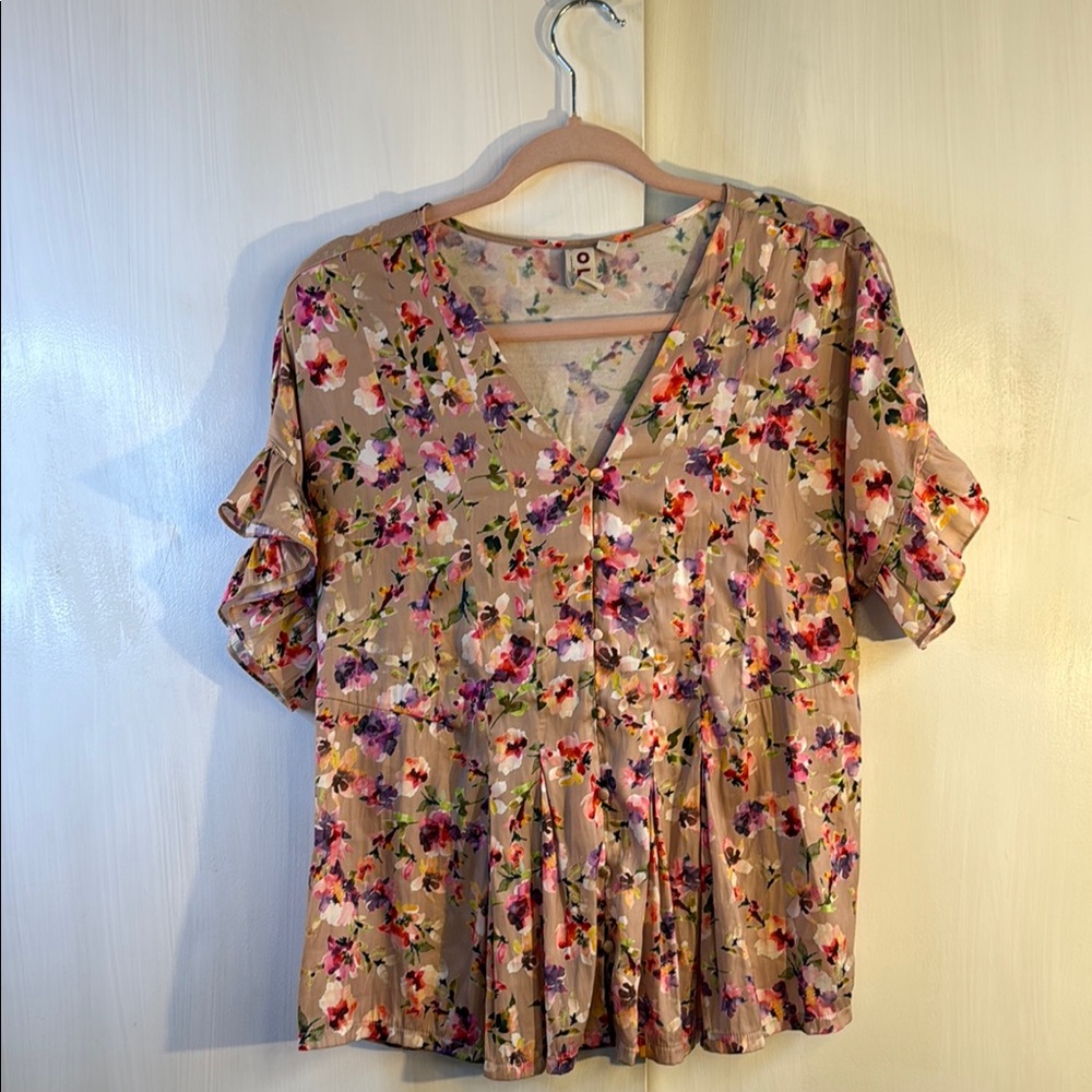 Dolan Medium Super Soft Floral Top